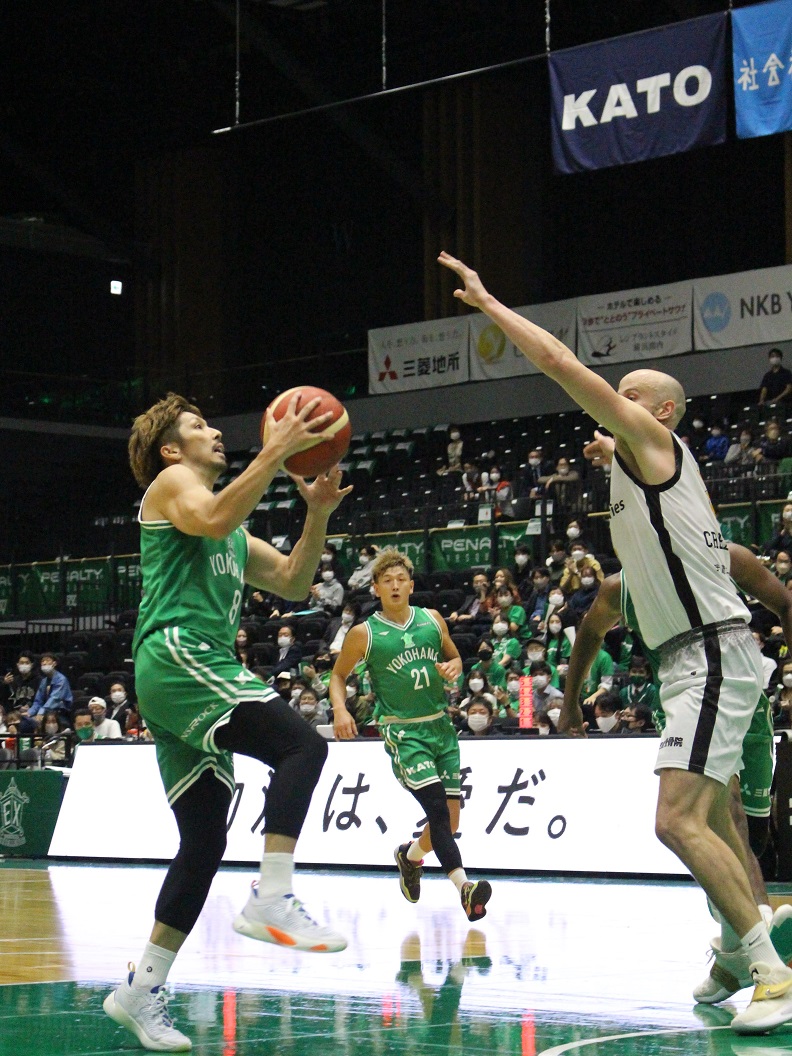 B3リーグ第4節】横浜エクセレンスがさいたまブロンコスに先勝 - B3首位