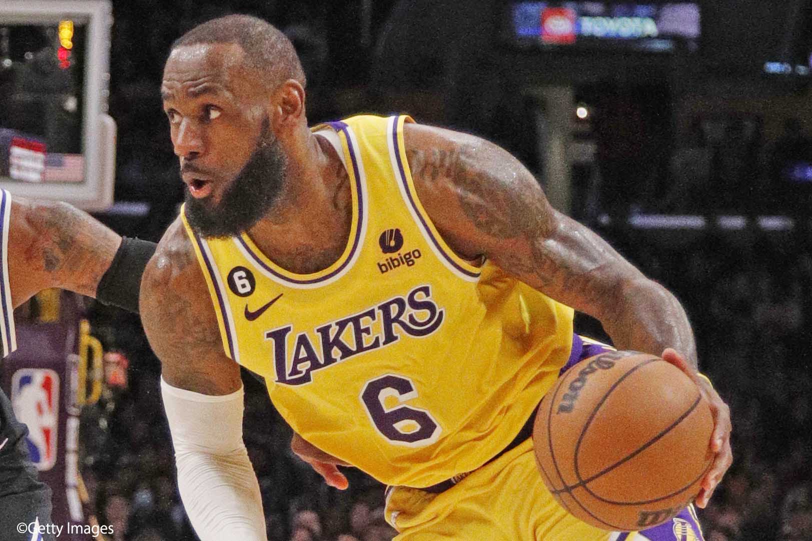 NBA レブロン ハイパープリズム☆ 61TtYbHLOPL._UF350,350_QL50_.jpg