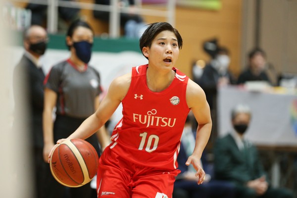 延長戦を制した富士通の司令塔・町田