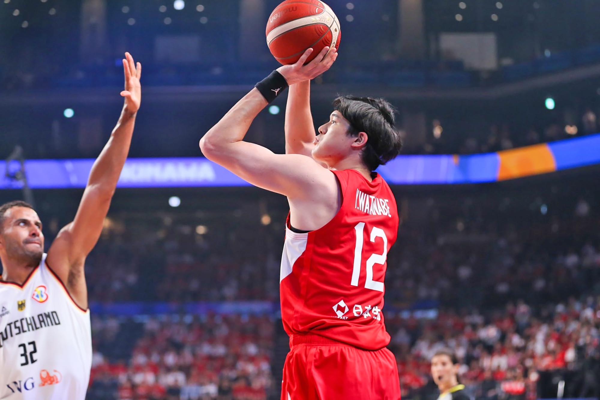 日本代表、必死のプレーを披露するもドイツの高さ、パワーに敗戦【W杯