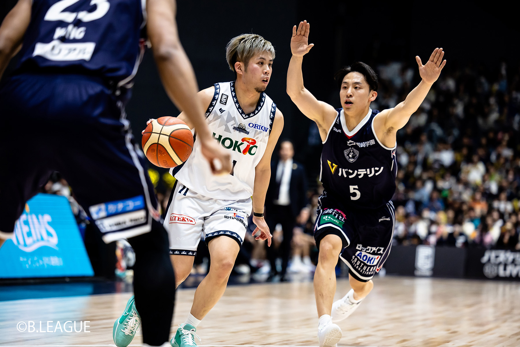 ©B.LEAGUE