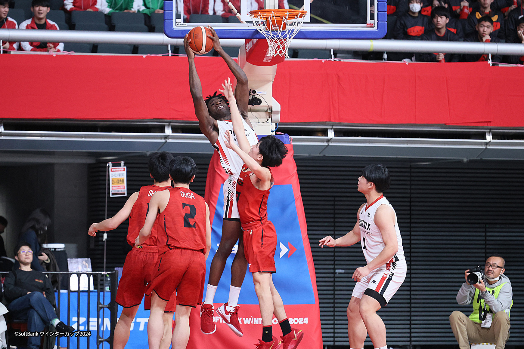 夏8強の鳥取城北が快勝で2回戦へ、大黒柱アズカが18得点、16