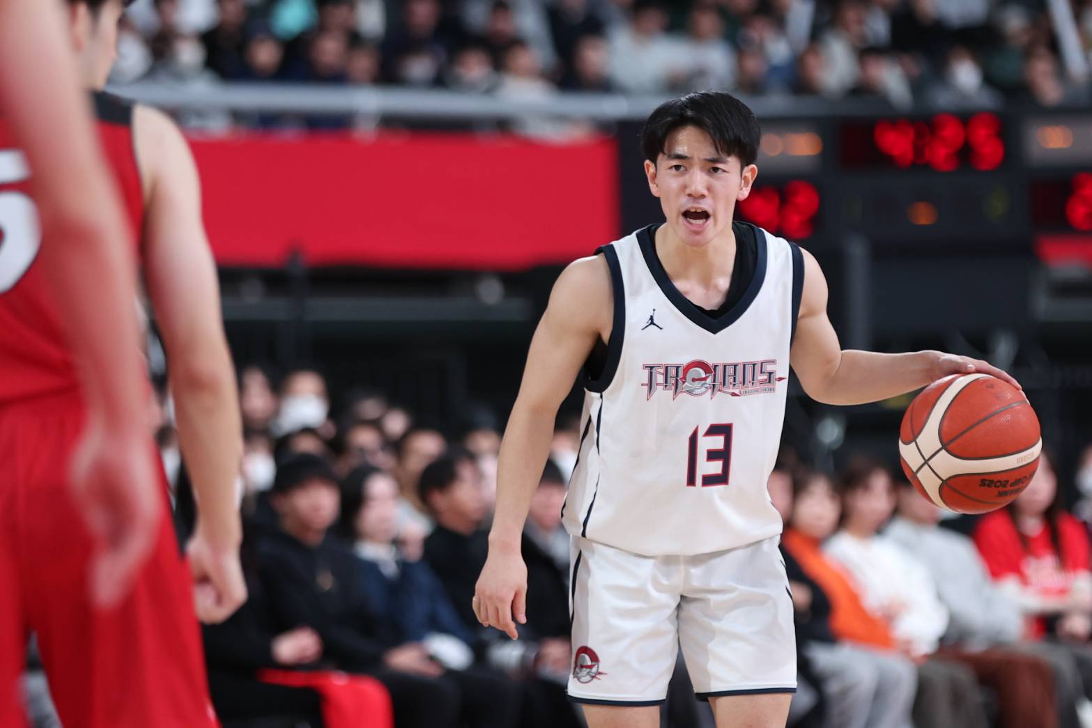 大濠バスケ　ウォームアップ　トッティさん専用 福岡大附大濠が連覇達成！3年生・榎木は3P6発でけん引 [ウインターカップ]