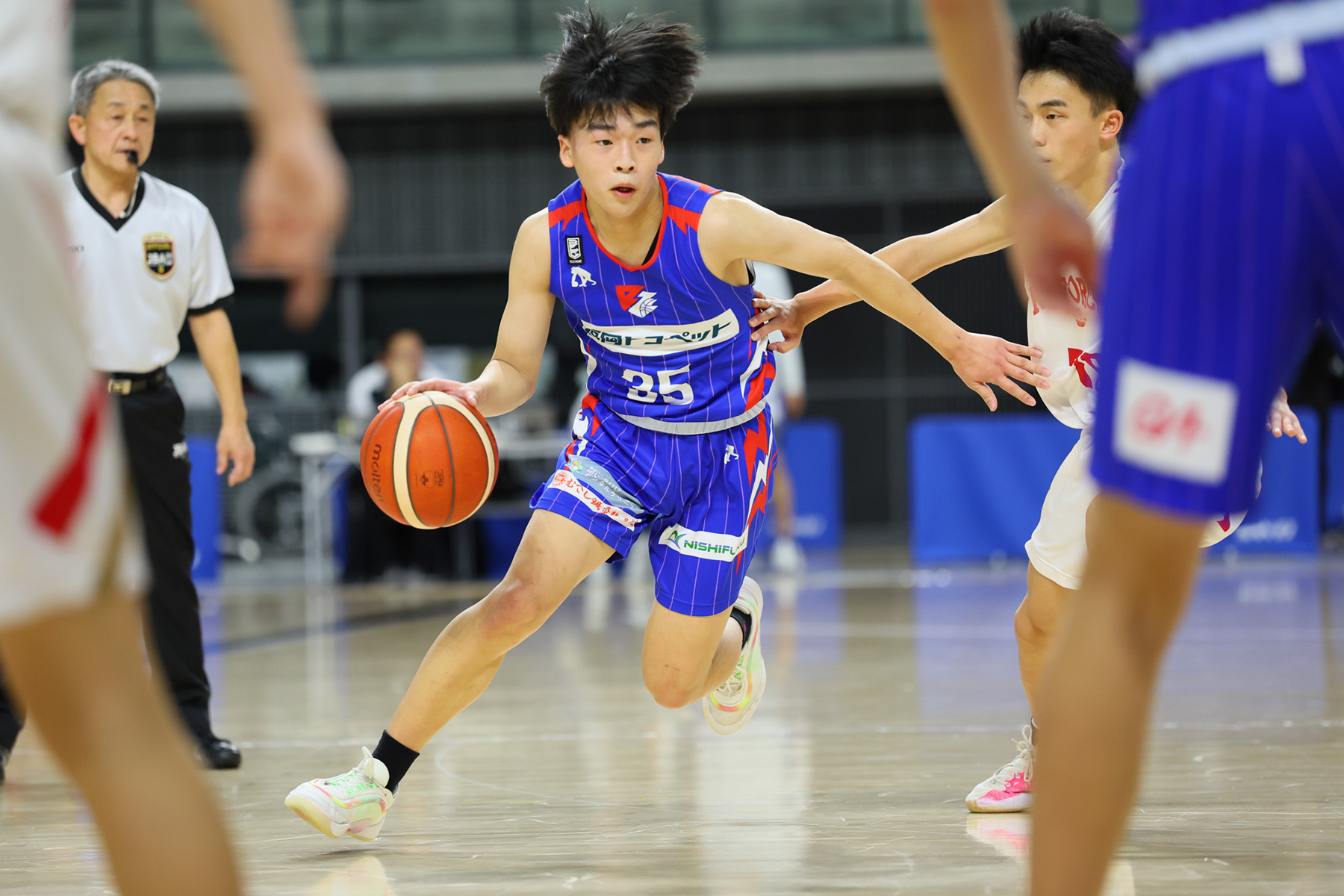 福岡第一バスケットボールジャケット LLサイズ 受け継いだ背番号「8」 福岡第一エース轟がかける思い 高校バスケ