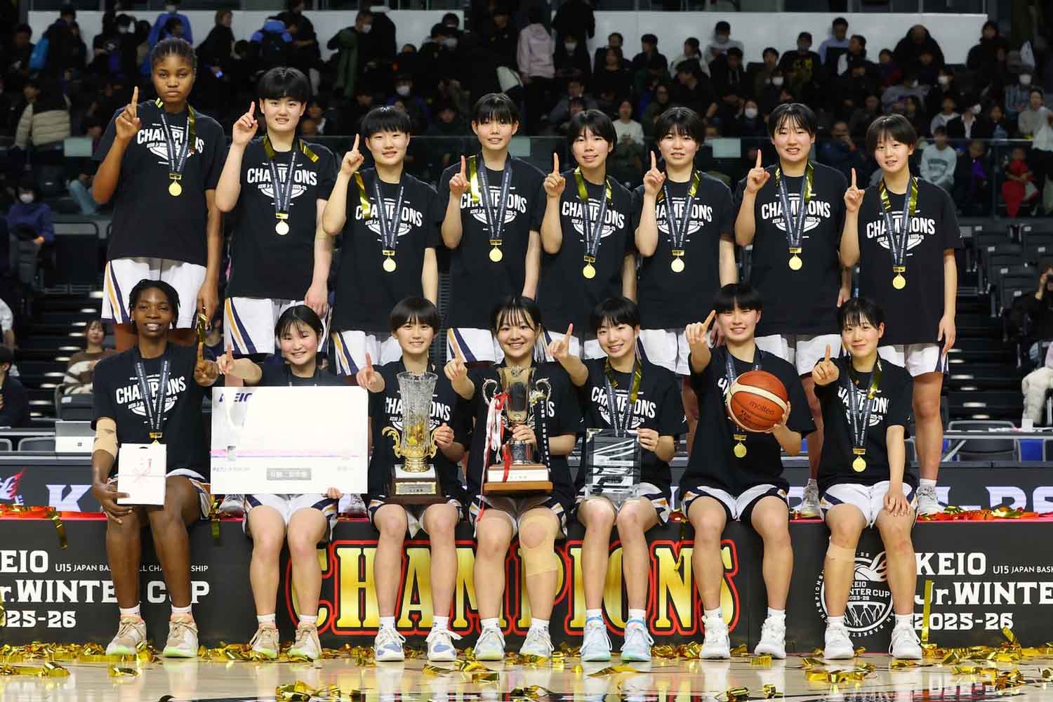 まっつ 様 京都精華 京都精華学園中が女子3連覇達成、板倉、チナザで49得点 [Jr.ウインター