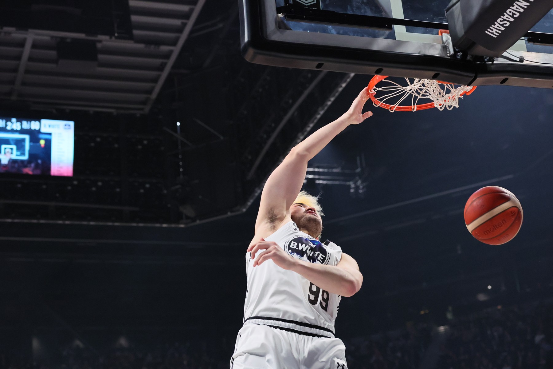 B.WHITEが勝利、MVPは地元出身で3P9本成功の田中大貴が受賞[B.LEAGUE