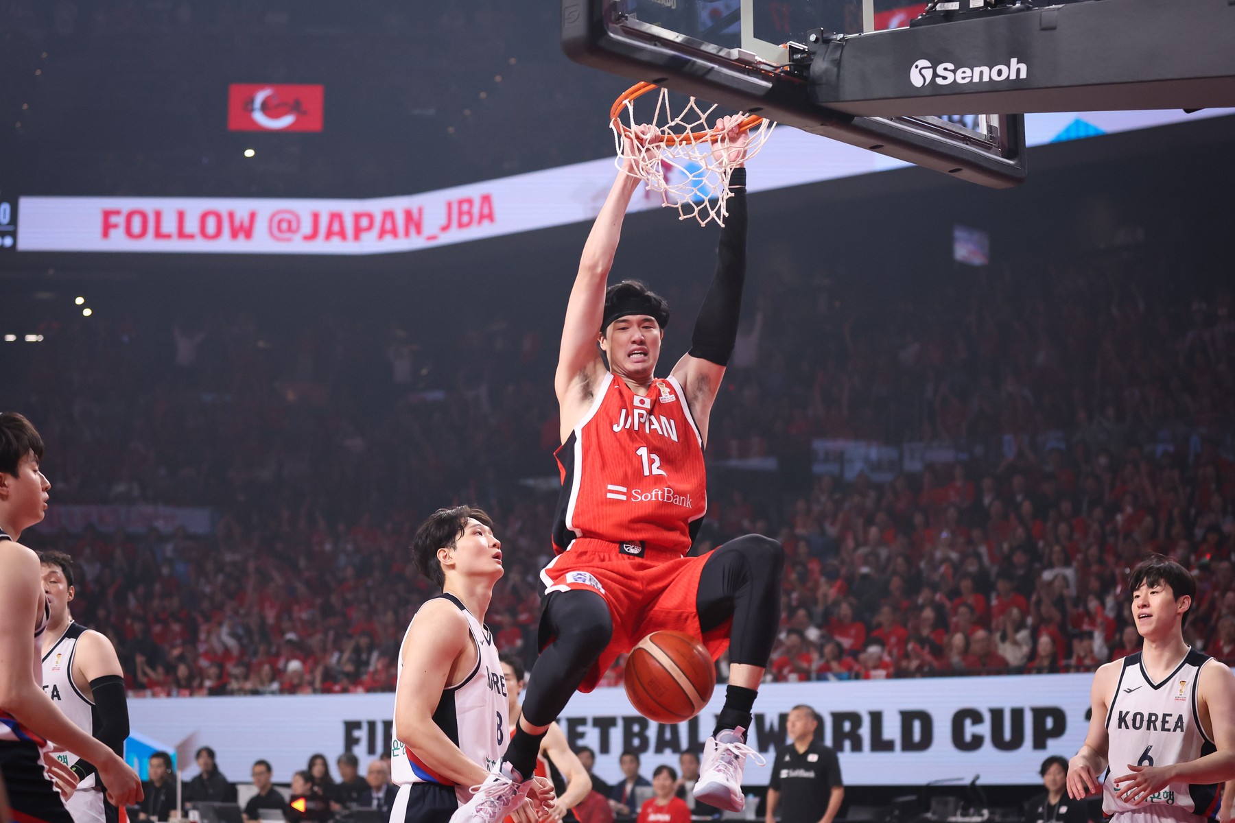 桶谷ジャパン初勝利！ 鬼門の3Qを凌ぎ、齋藤拓実が値千金の3Pシュート！