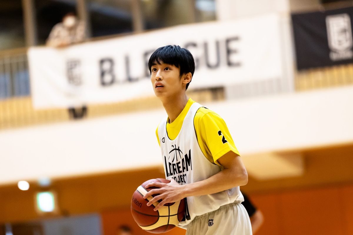 東山翔 インタビュー】U15の枠を飛び出た15歳、小泉広翔 - B.DREAM PROJECT 2021 PROSPECT | 月刊バスケットボールWEB